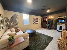 Daisy Lane- Normal, IL - Image 3