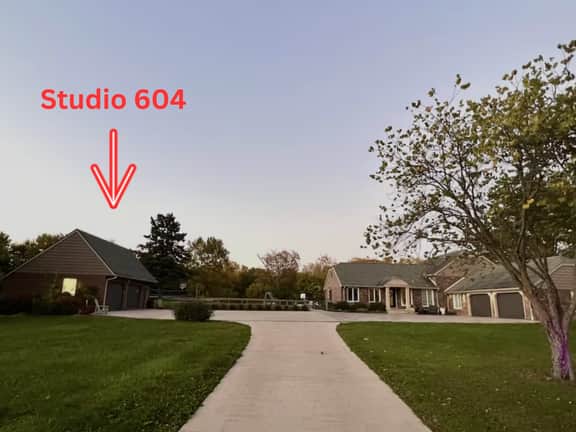 Studio 604- Bloomington, IL - Image 4
